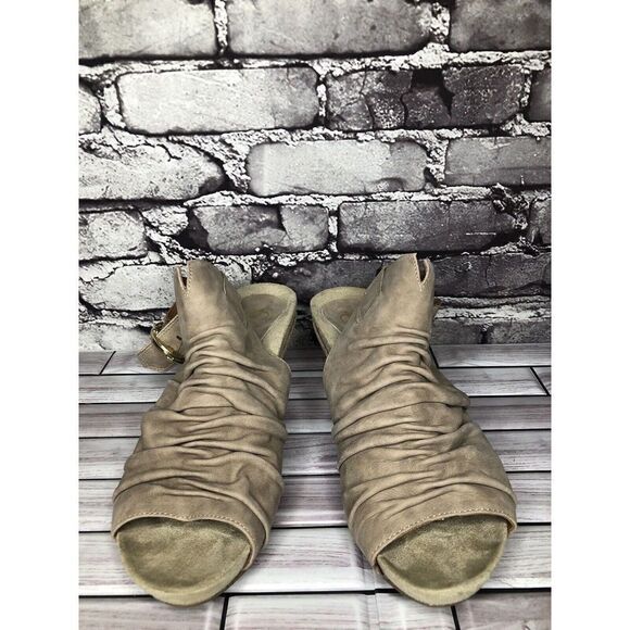 Earthies Earth Santo Taupe Suede Leather Peep Ankle Wedge Booties Women sz 10B - Picture 2 of 16